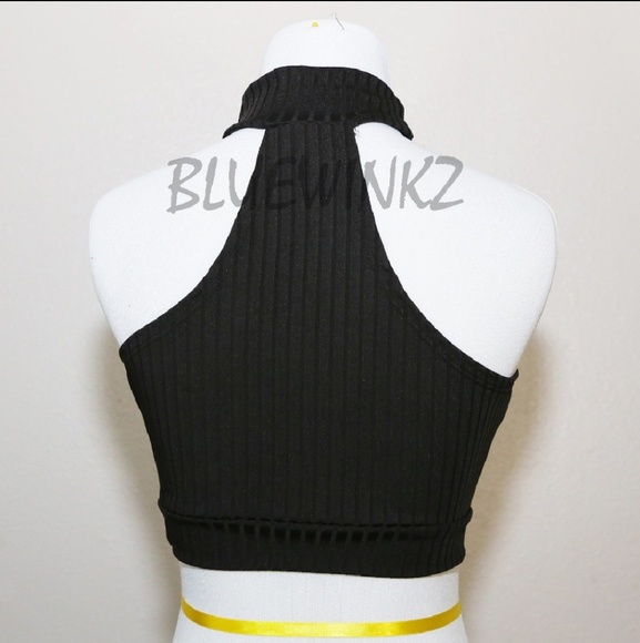 CCO SALE! Sexy Stretch Black Crop top - Picture 4 of 5